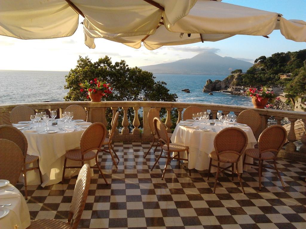 Hotel Scrajo Wellness & Mineral Spa Neapolitan Riviera מראה חיצוני תמונה